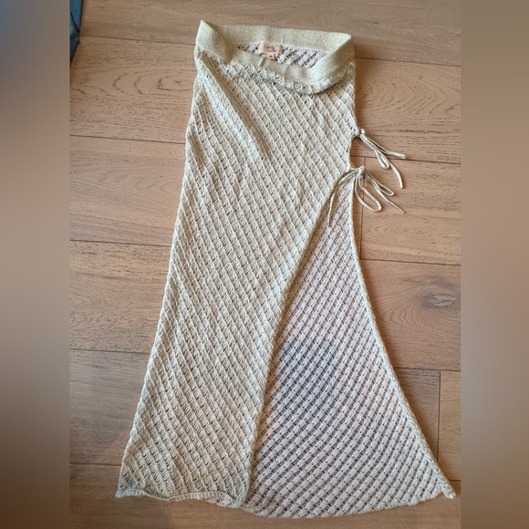 Camila Coelho Offshore Midi Skirt in White and Gold XS